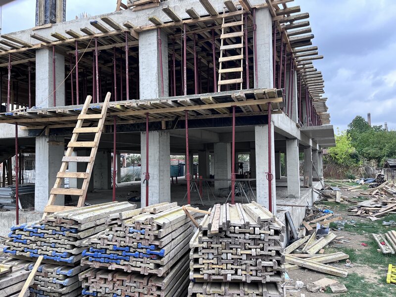 Nicolae Grigorescu, apartament 2 camere, 47 mp, balcon 10 m, bloc nou